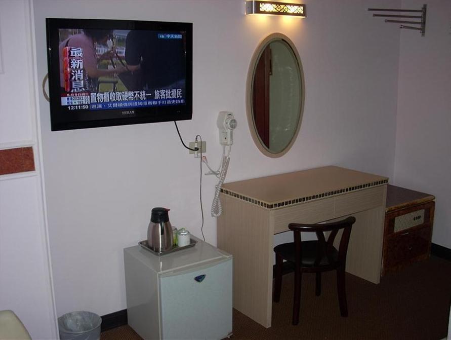 Ruei Gung Business Hotel Kaohsiung Buitenkant foto