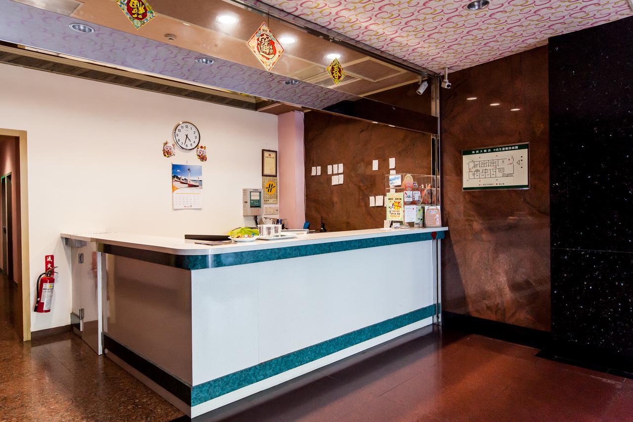 Ruei Gung Business Hotel Kaohsiung Buitenkant foto