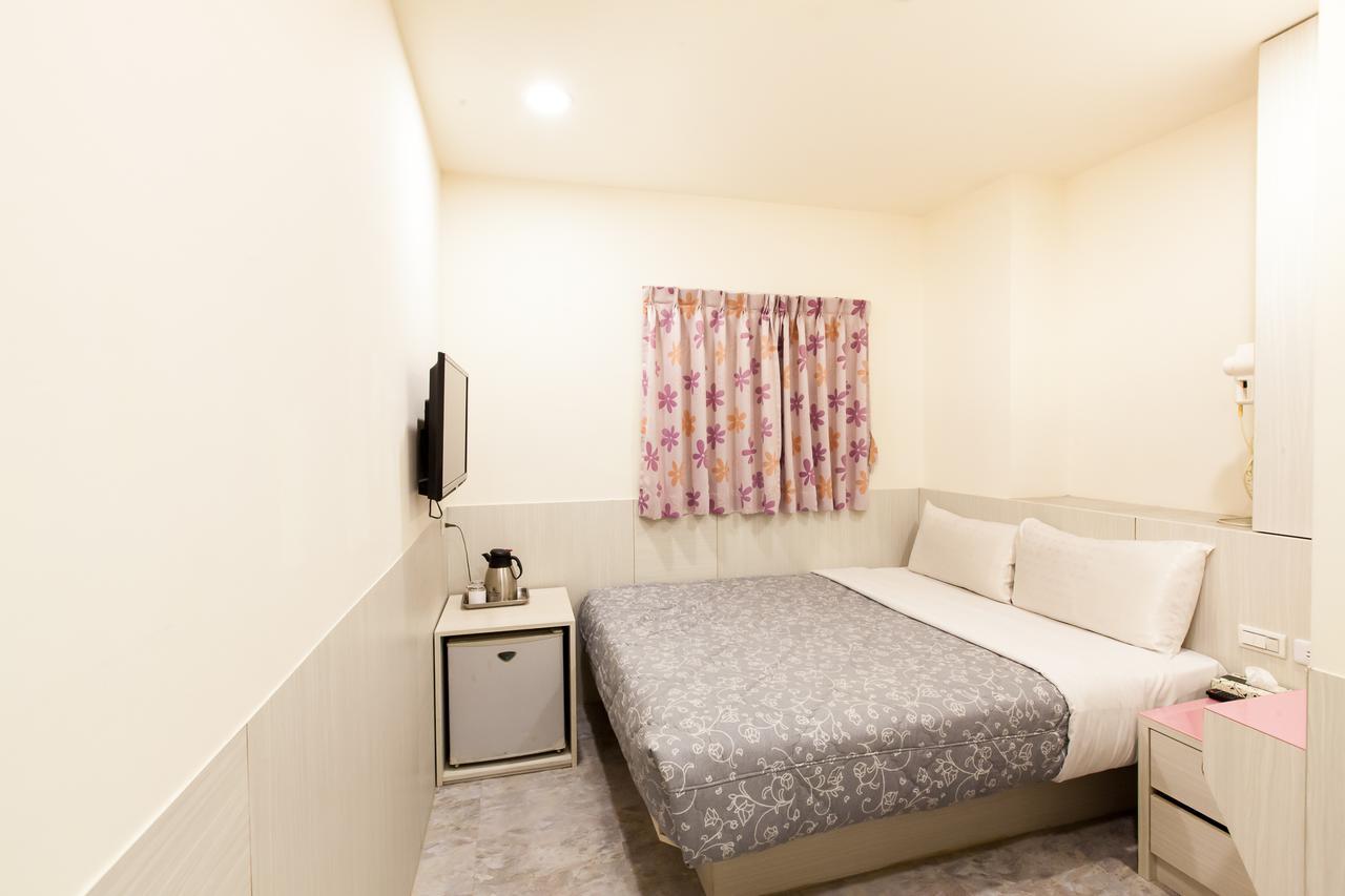 Ruei Gung Business Hotel Kaohsiung Buitenkant foto