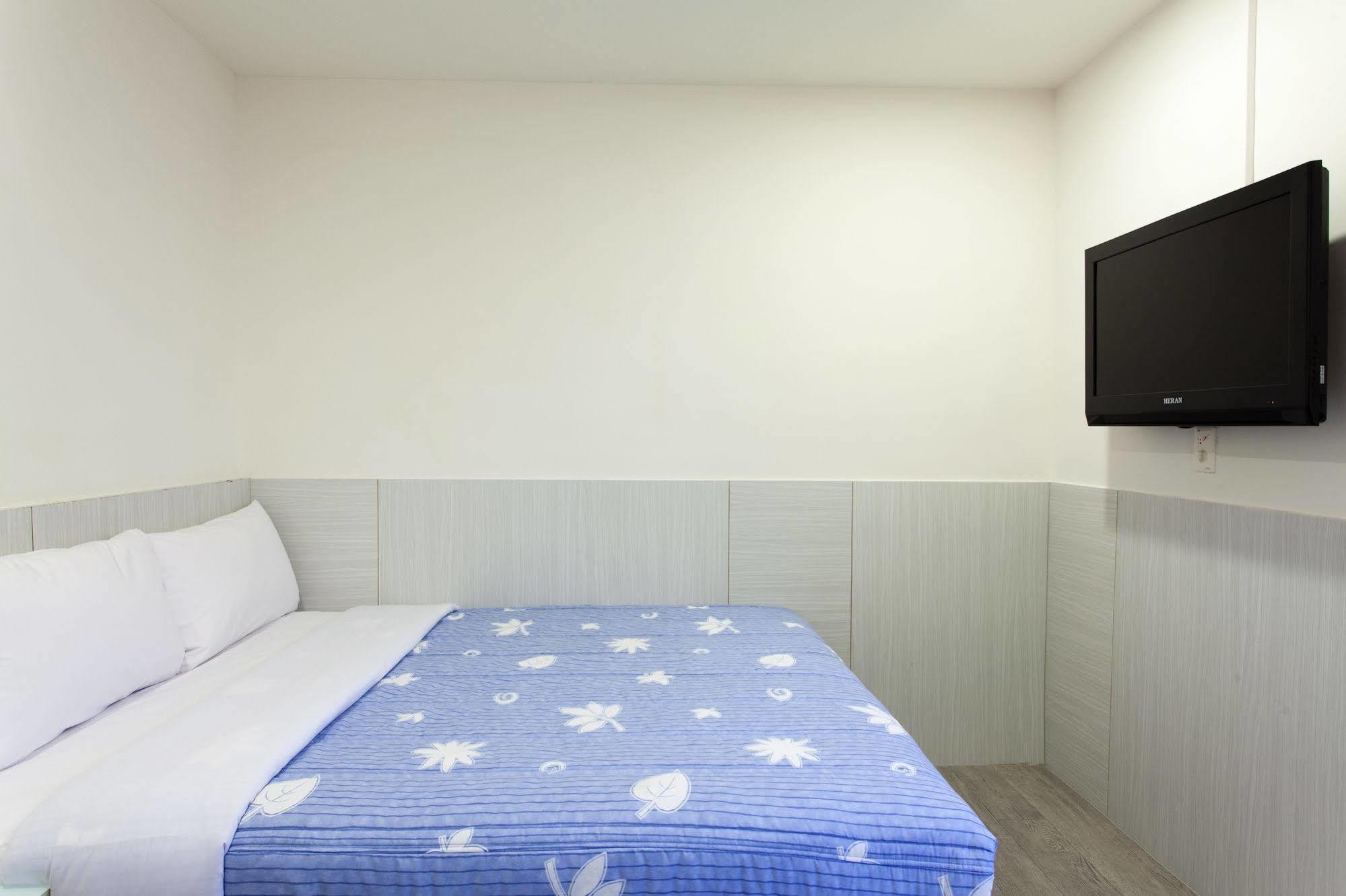 Ruei Gung Business Hotel Kaohsiung Buitenkant foto